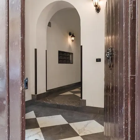 Conte Ruggero By Domusicily Apartamento *